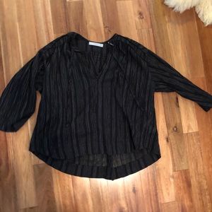 Vince blouse 🖤